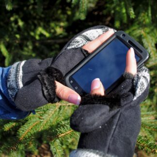 texting touch screen mittens exposed fingers with phone